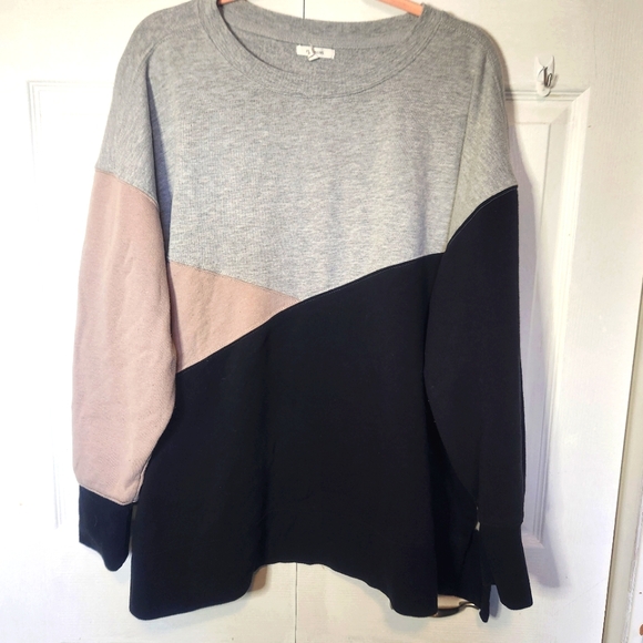Maurices Tops - Maurices Plus Size Colorblock Crew Neck Fleece Sweatshirt - Size 3x